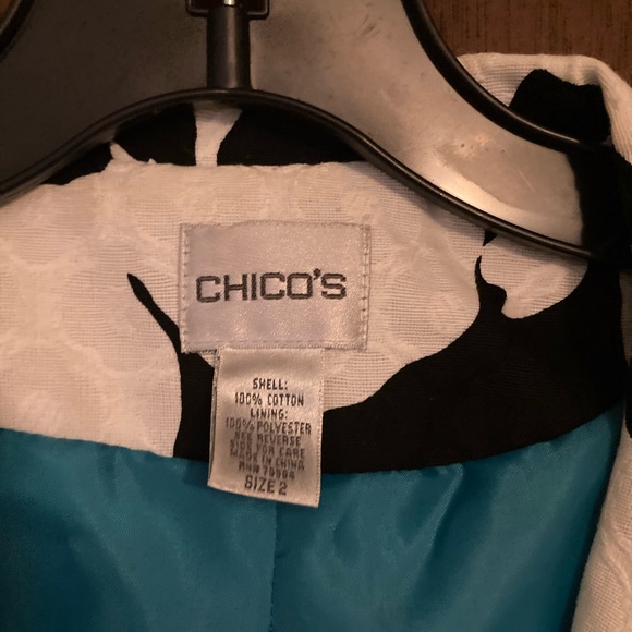 Chicos black and white jacket with hook closure. Turquoise lining - Picture 4 of 11